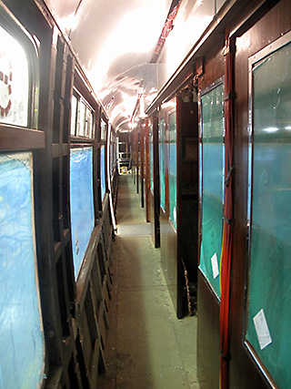 Coach 5768 Corridor