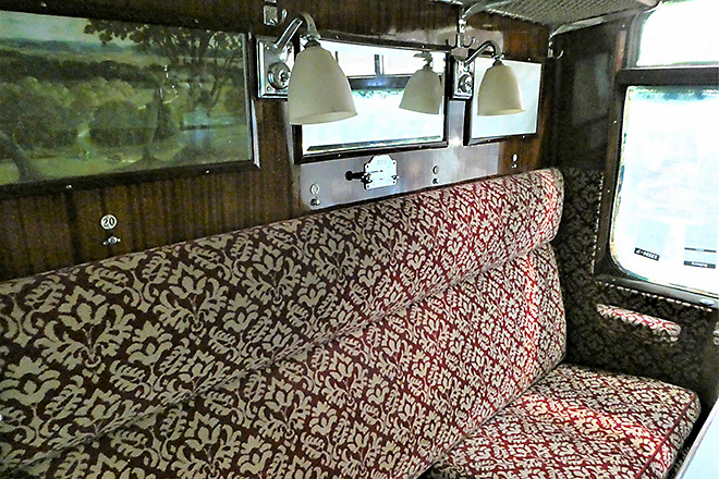 5768 Second class compartment