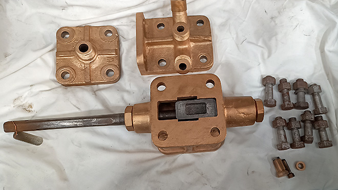 21C123 Steam Reverser Valve