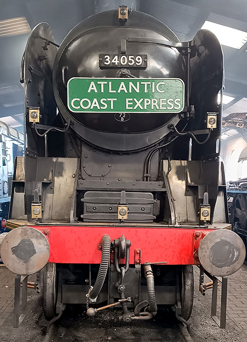 34059 with ACE headboard